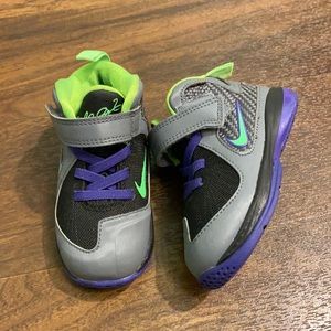 Toddler Nike Lebron 9
